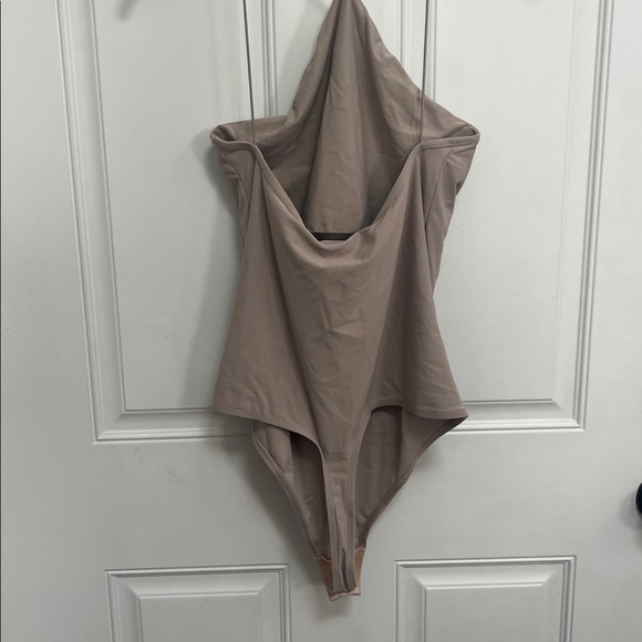 Revolve Alix Nyc Bates Bodysuit in Buff large - Picture 6 of 10